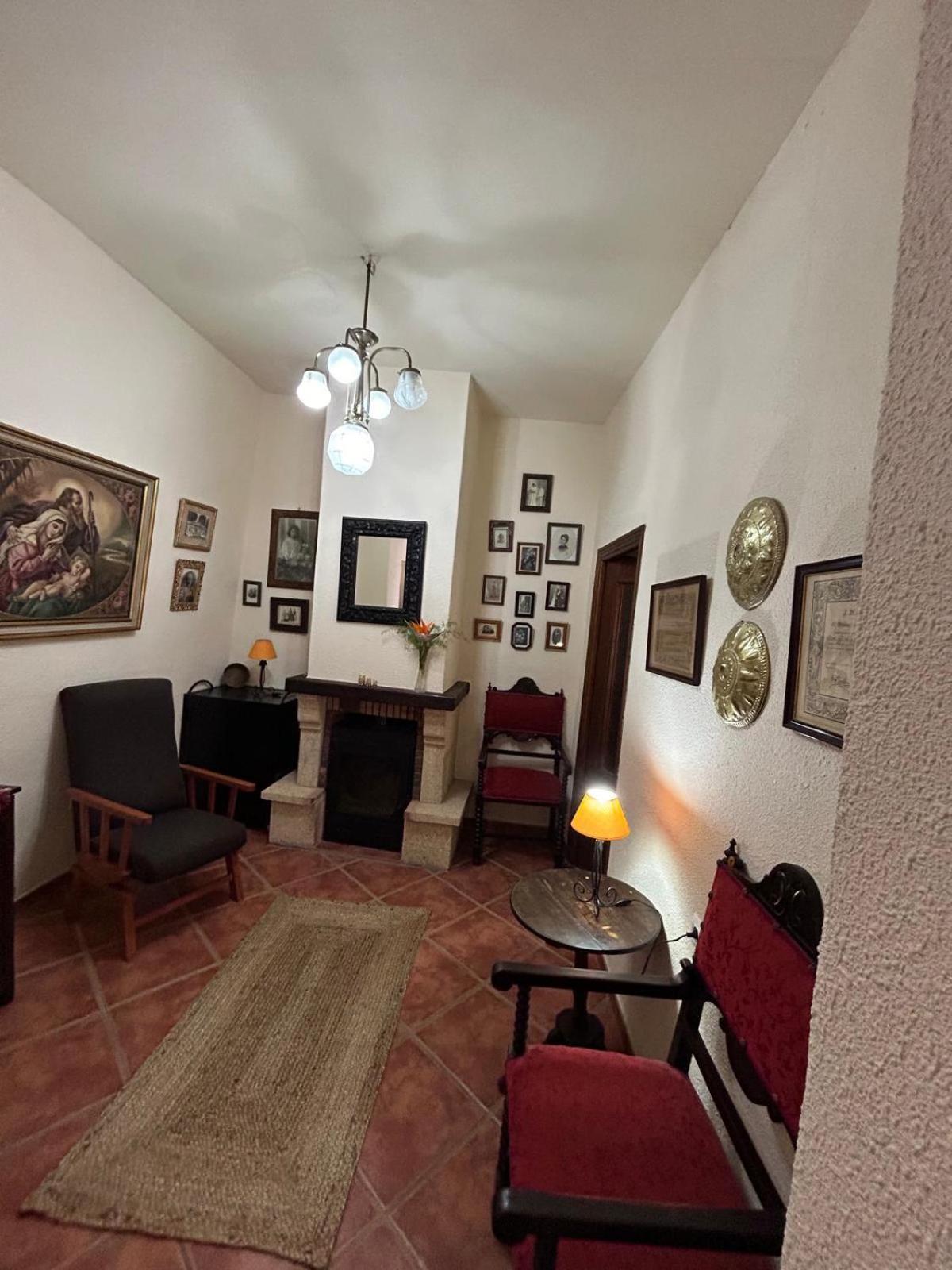 Casa Rural Tita Sacramento Hornachos Eksteriør bilde