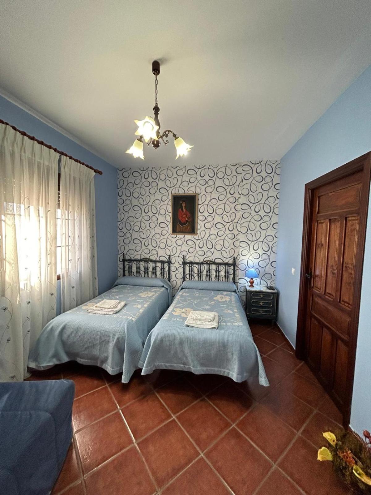 Casa Rural Tita Sacramento Hornachos Eksteriør bilde
