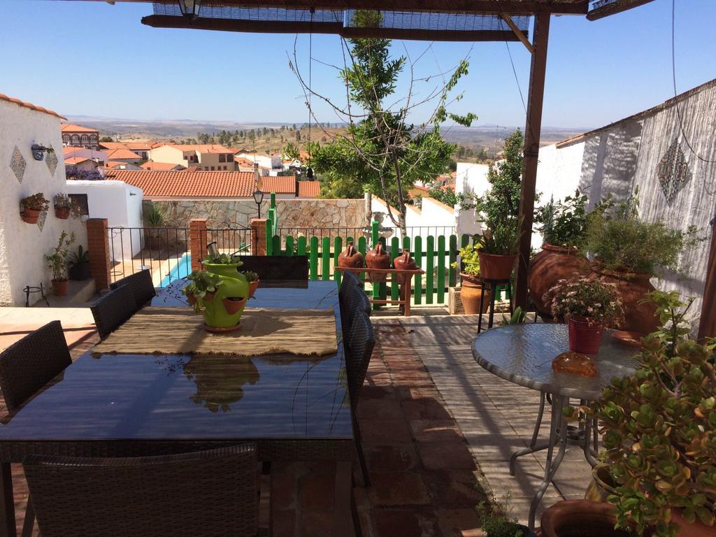 Casa Rural Tita Sacramento Hornachos Eksteriør bilde